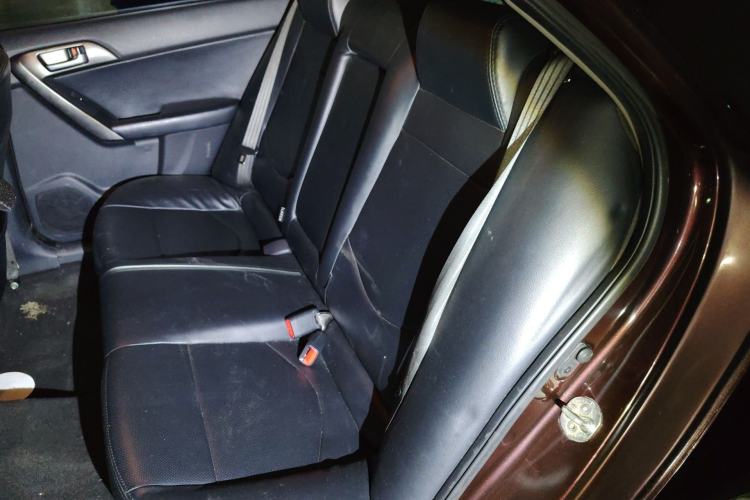 Used Kia Forte 2011 1.6L AT GLS Left Rear Seat