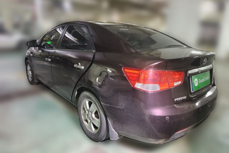 Used Kia Forte 2011 1.6L AT GL Rear Left 45 Deg