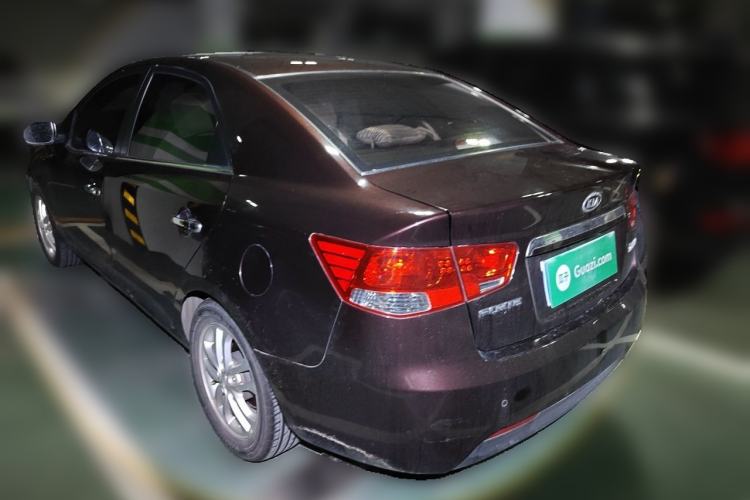 Used Kia Forte 2011 1.6L AT Premium Rear Left 45 Deg