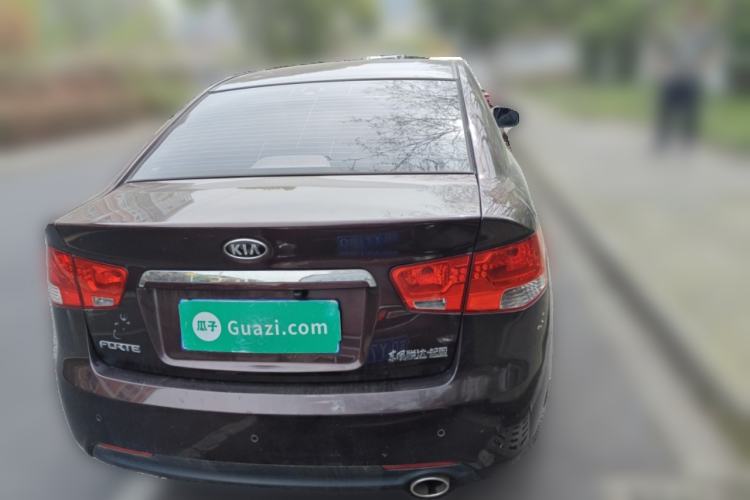 Used Kia Forte 2011 1.6L AT Premium Rear
