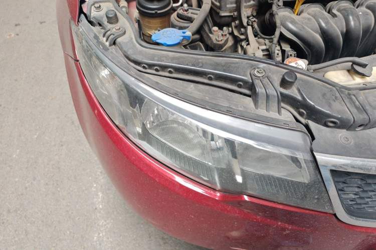 Used Kia Forte 2011 1.6L AT Premium Right Front Headlight