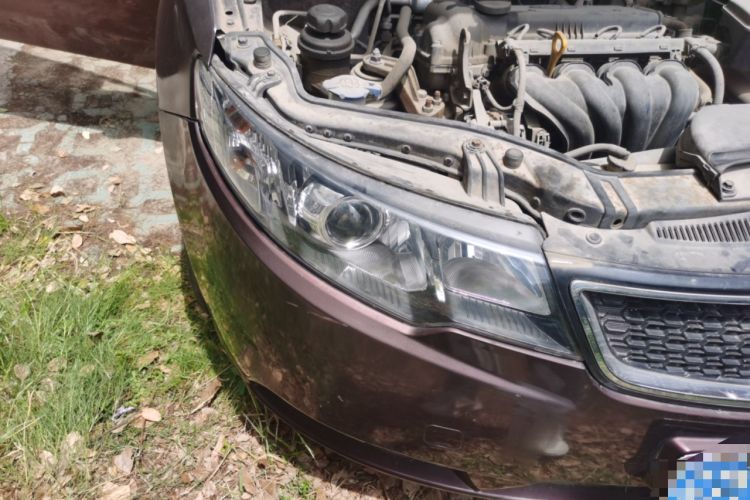 Used Kia Forte 2011 1.6L AT GLS Right Front Headlight