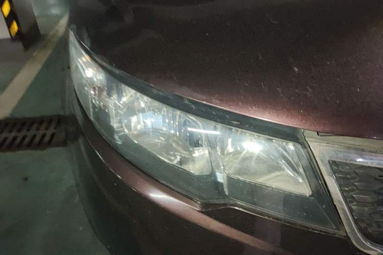 Used Kia Forte 2011 1.6L AT GL Right Front Headlight