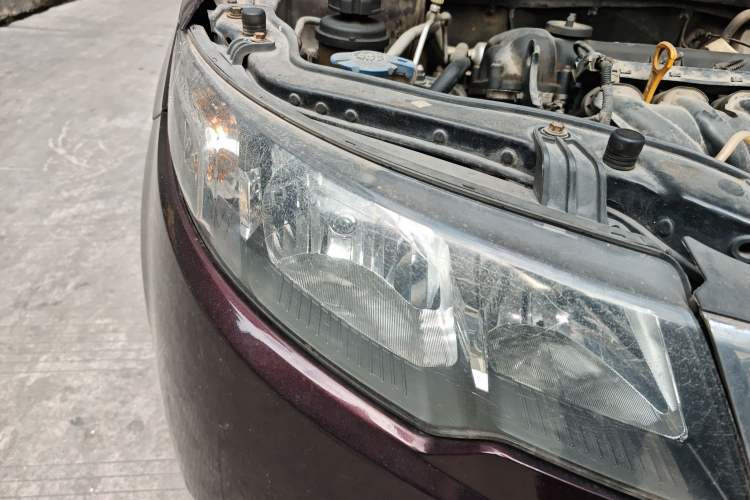 Used Kia Forte 2011 1.6L AT Premium Right Front Headlight
