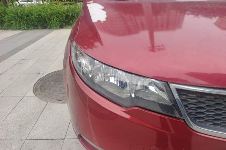Used Kia Forte 2011 1.6L AT GL Right Front Headlight