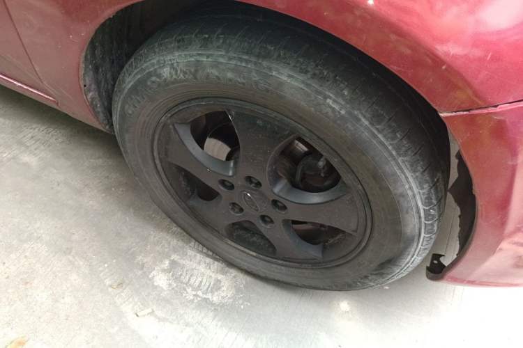 Used Kia Forte 2011 1.6L MT GLS Right Front Wheel Hub