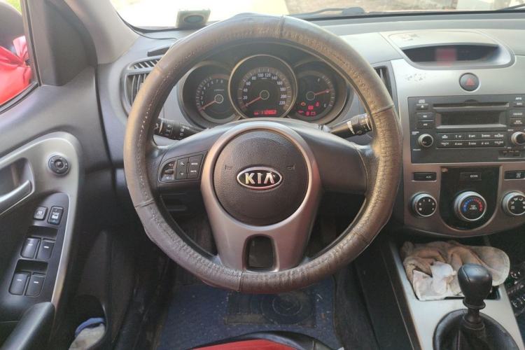 Used Kia Forte 2011 1.6L MT GL Steering Wheel