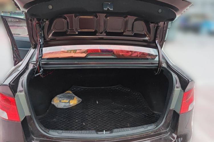 Used Kia Forte 2011 1.6L AT GLS Trunk
