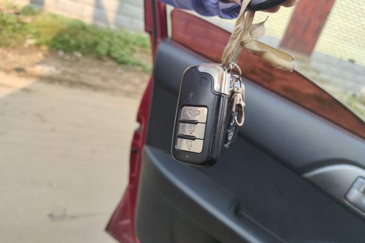 Used Kia Forte 2011 1.6L MT GL Vehicle Key
