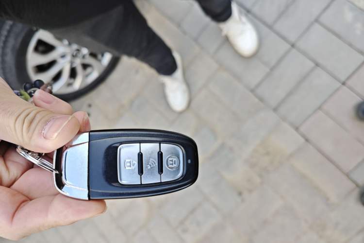 Used Kia Forte 2011 1.6L AT GL Vehicle Key