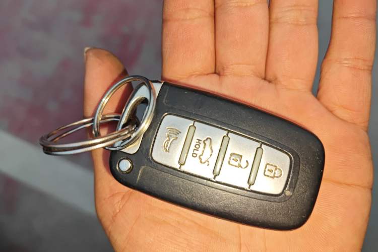 Used Kia Forte 2011 1.6L AT GLS Vehicle Key