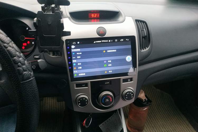 Used Kia Forte 2011 1.6L MT GL Audio And AC Panel