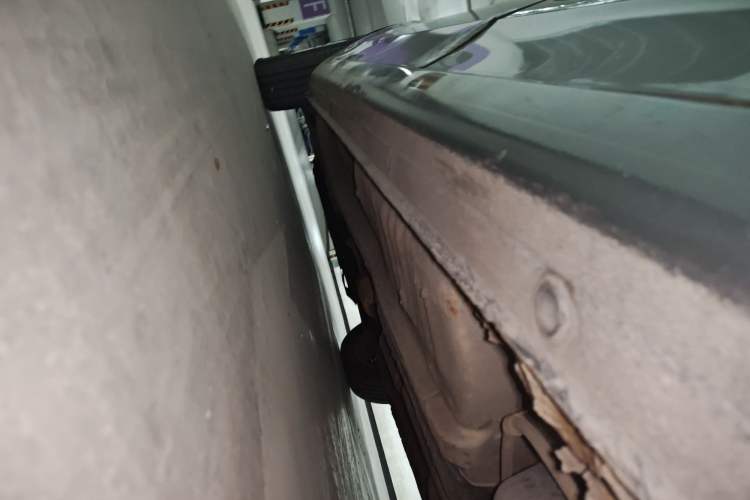 Used Kia Forte 2011 1.6L AT Premium Chassis Rear Left