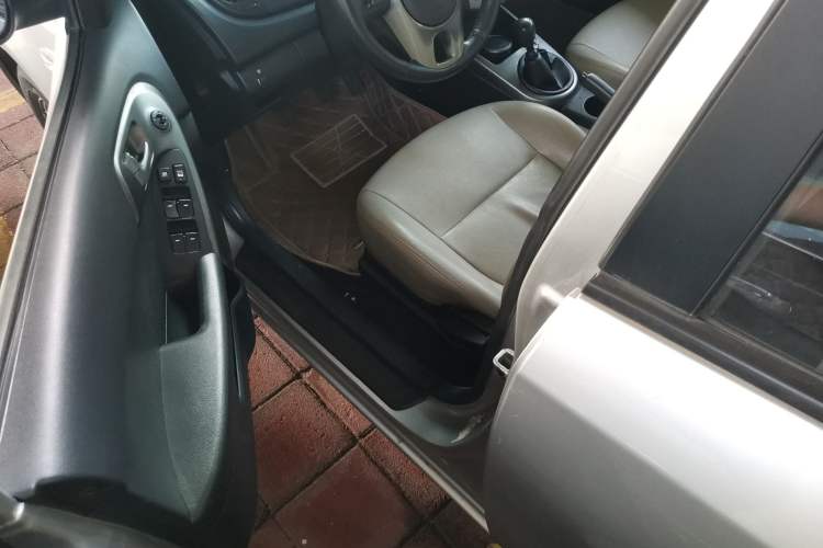 Used Kia Forte 2011 1.6L MT GL Driver Seat