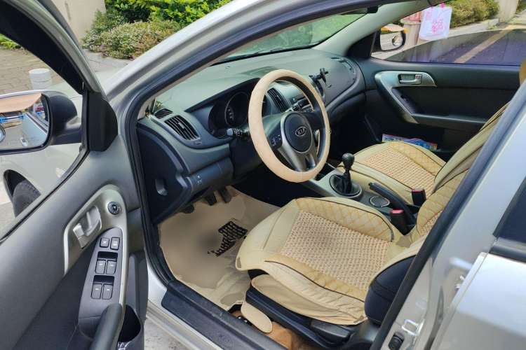 Used Kia Forte 2011 1.6L MT GL Driver Seat
