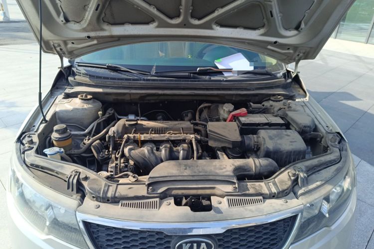 Used Kia Forte 2011 1.6L MT GL Engine Bay