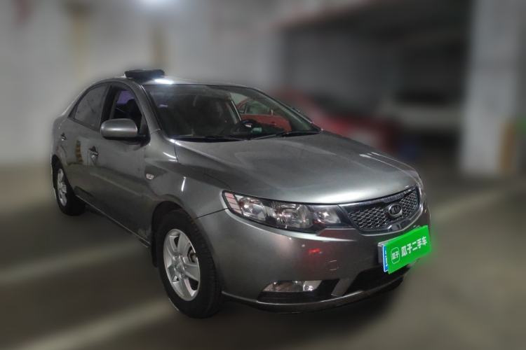 Used Kia Forte 2011 1.6L AT GL Front Right 45 Deg