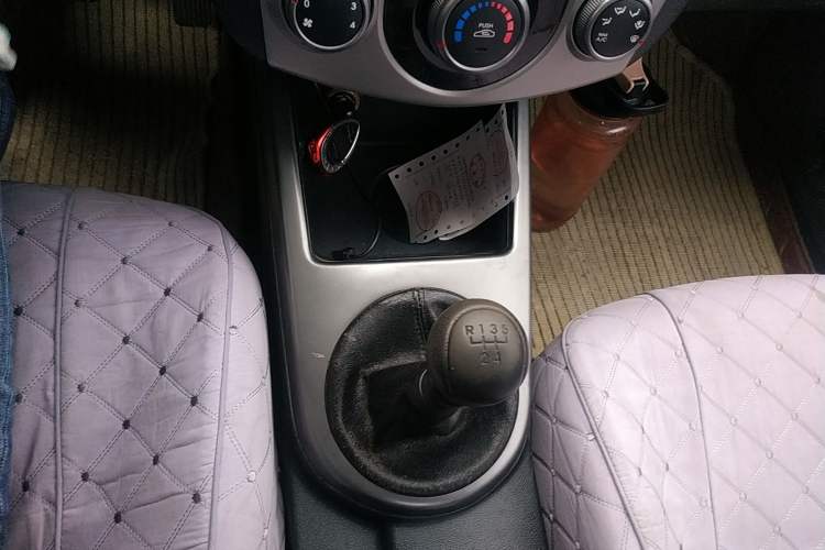 Used Kia Forte 2011 1.6L MT GL Gear Lever