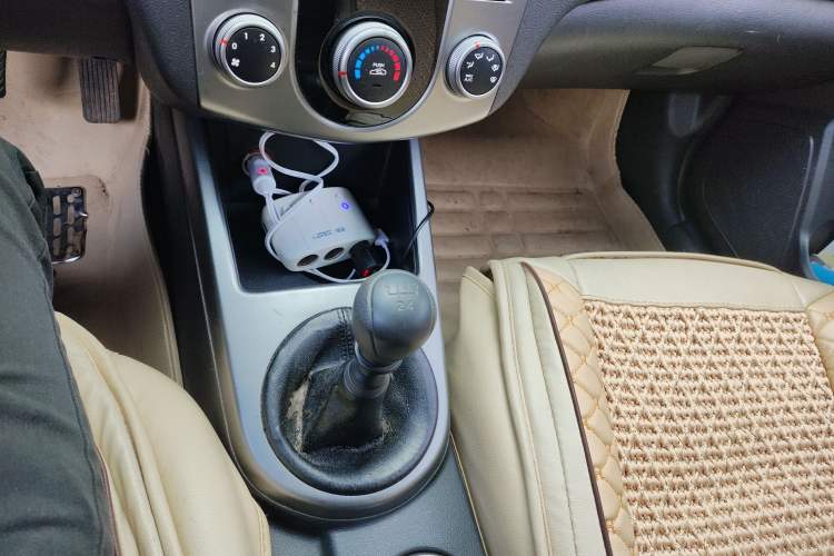Used Kia Forte 2011 1.6L MT GL Gear Lever