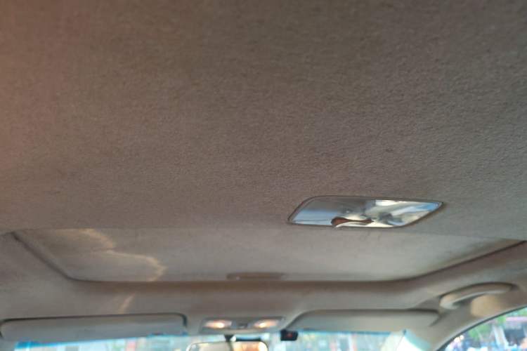 Used Kia Forte 2011 1.6L AT Premium Headliner