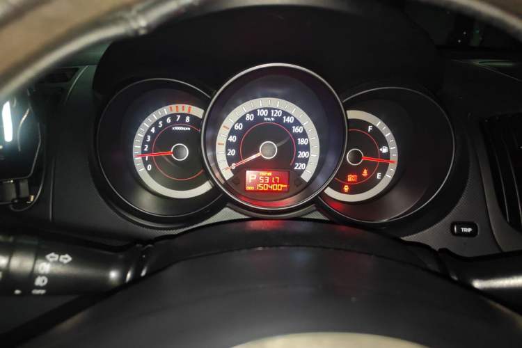 Used Kia Forte 2011 1.6L AT GL Instrument Cluster