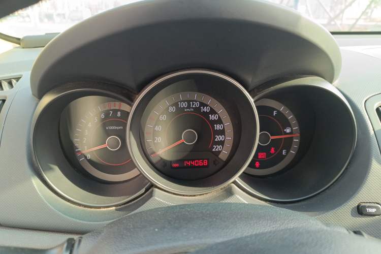 Used Kia Forte 2011 1.6L MT GL Instrument Cluster