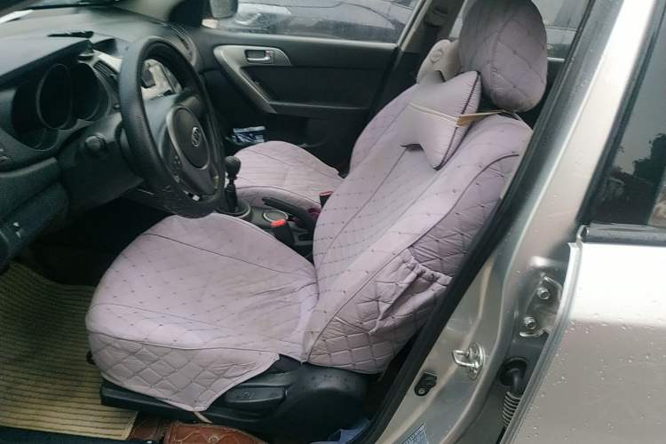 Used Kia Forte 2011 1.6L MT GL Left Front Seat