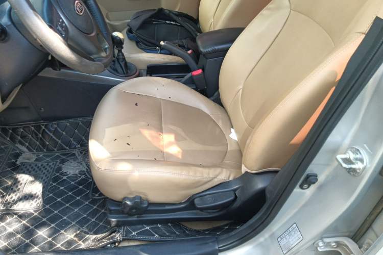 Used Kia Forte 2011 1.6L MT GLS Left Front Seat