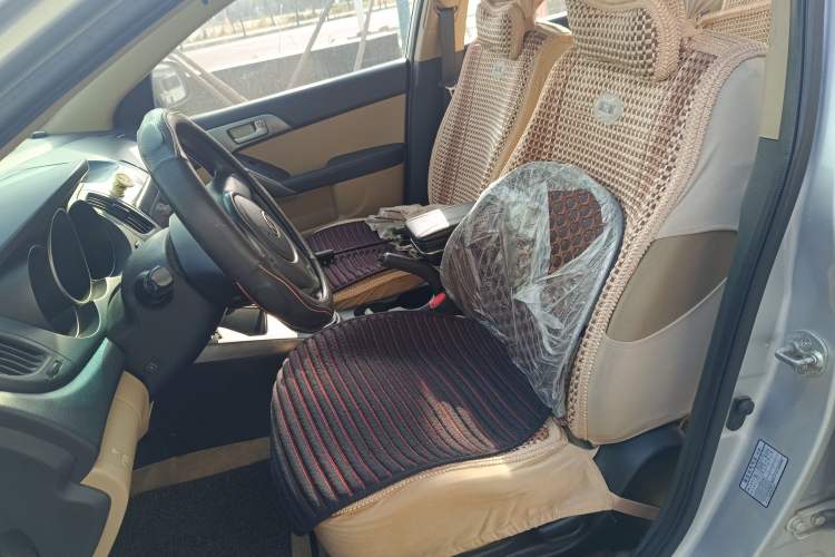 Used Kia Forte 2011 1.6L MT GL Left Front Seat