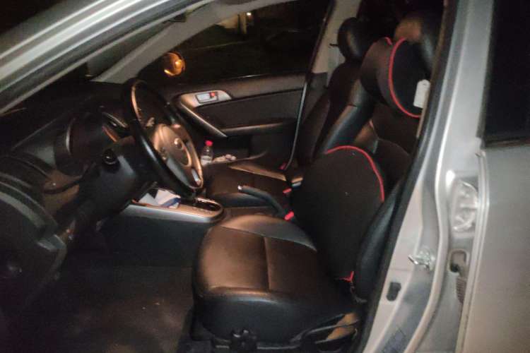 Used Kia Forte 2011 1.6L AT Premium Left Front Seat