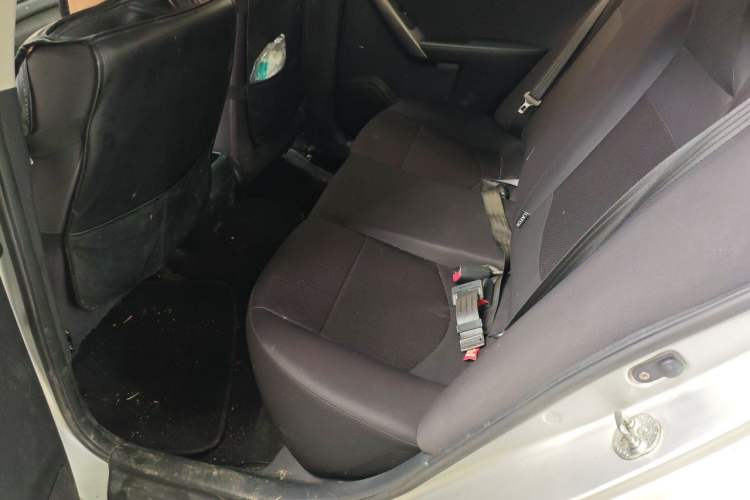 Used Kia Forte 2011 1.6L MT GL Left Rear Seat