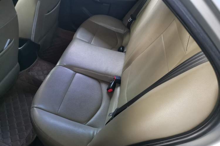 Used Kia Forte 2011 1.6L MT GL Left Rear Seat