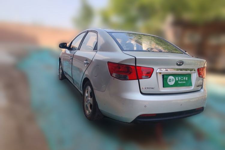 Used Kia Forte 2011 1.6L MT GLS Rear Left 45 Deg