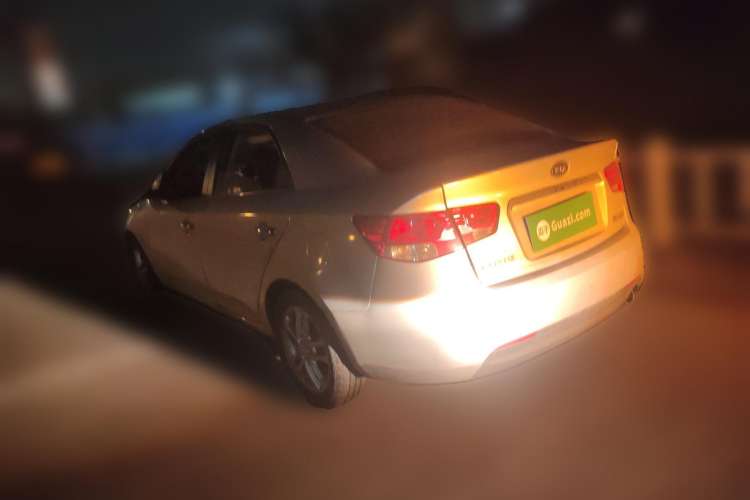 Used Kia Forte 2011 1.6L AT Premium Rear Left 45 Deg