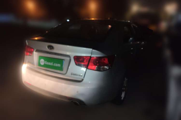 Used Kia Forte 2011 1.6L AT Premium Rear Right 45 Deg