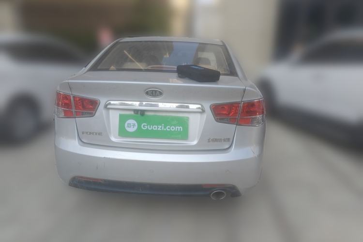 Used Kia Forte 2011 1.6L AT Premium Rear