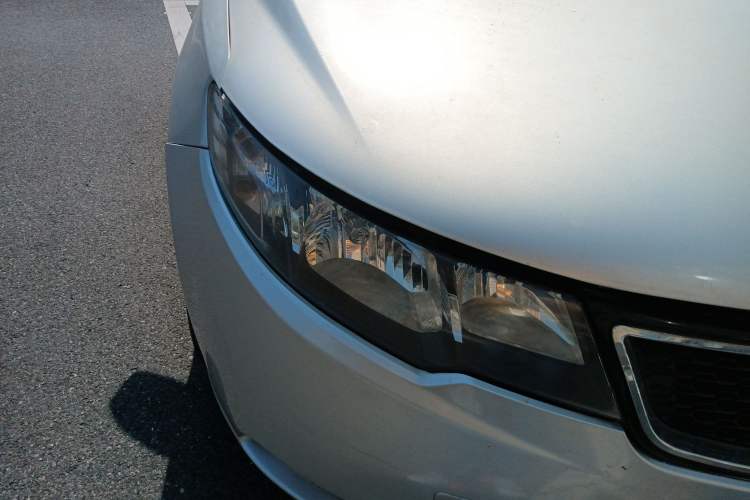 Used Kia Forte 2011 1.6L MT GLS Right Front Headlight