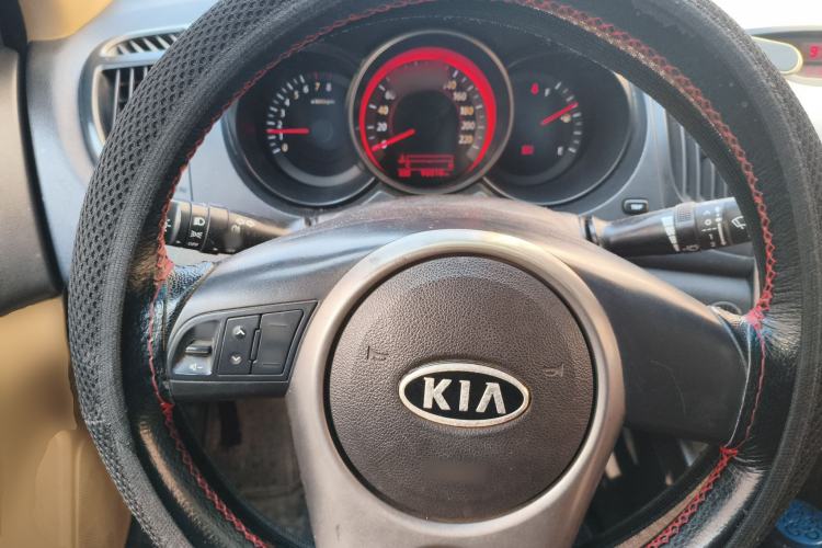 Used Kia Forte 2011 1.6L MT GLS Steering Wheel