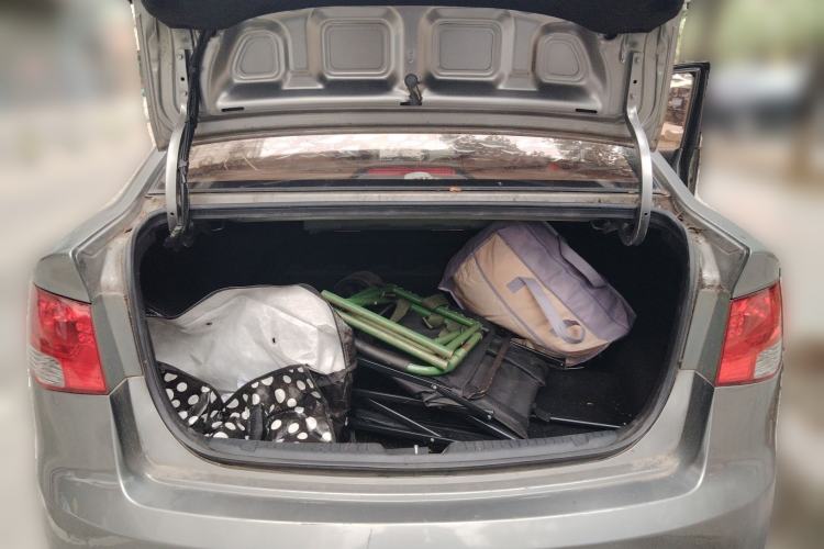 Used Kia Forte 2011 1.6L MT GL Trunk