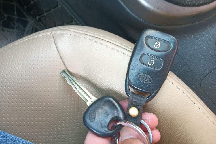 Used Kia Forte 2011 1.6L MT GLS Vehicle Key