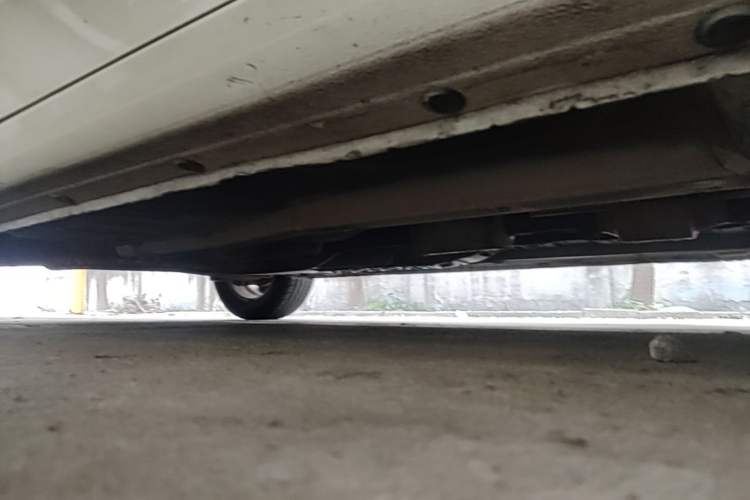 Used Kia Forte 2011 1.6L MT GLS Chassis Front Right