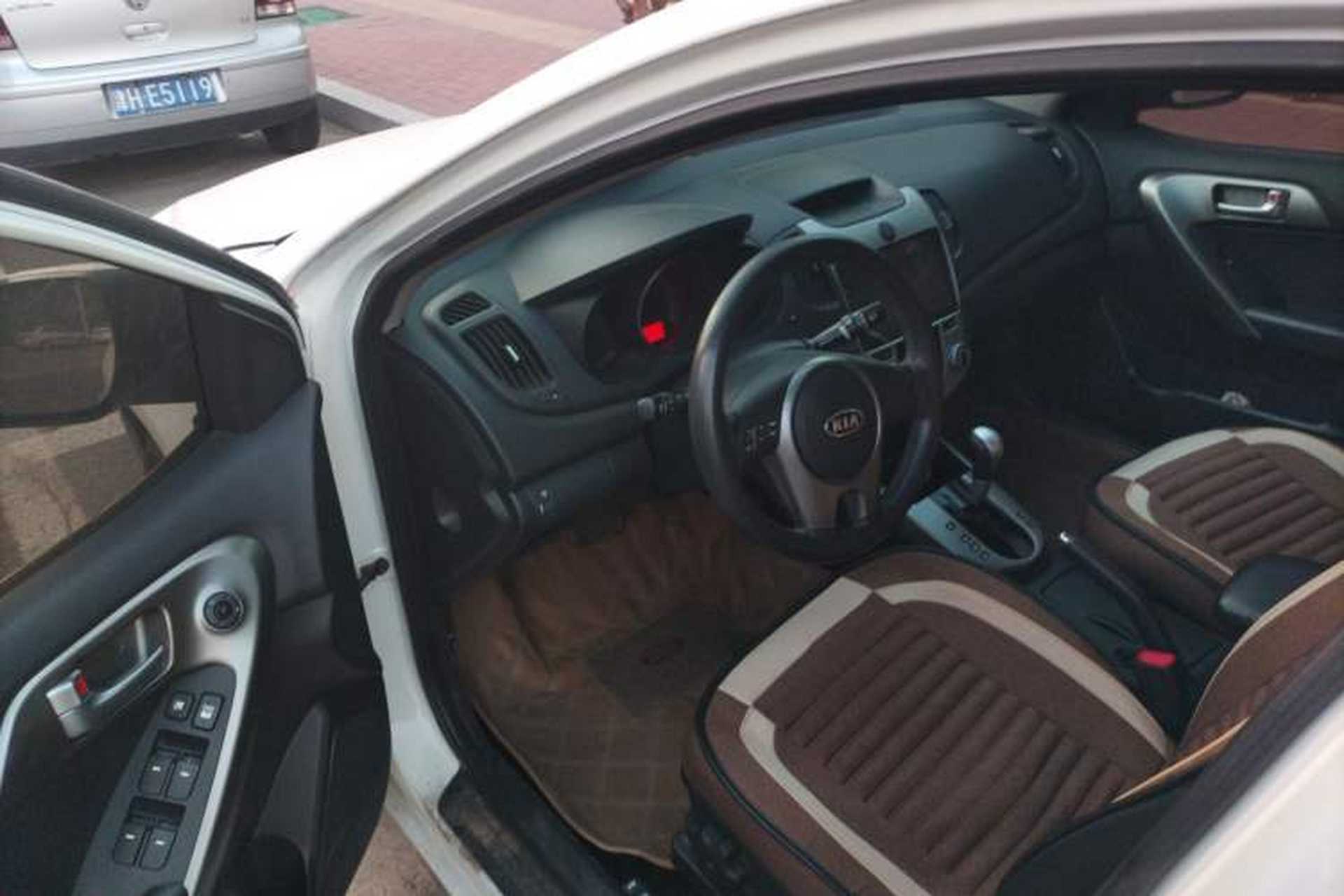 Used Kia Forte 2011 1.6L AT GLS Driver Seat