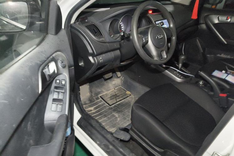 Used Kia Forte 2011 1.6L AT GL Driver Seat