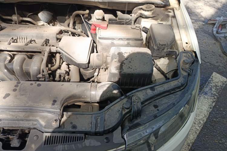 Used Kia Forte 2011 1.6L MT GL Engine Bay Left