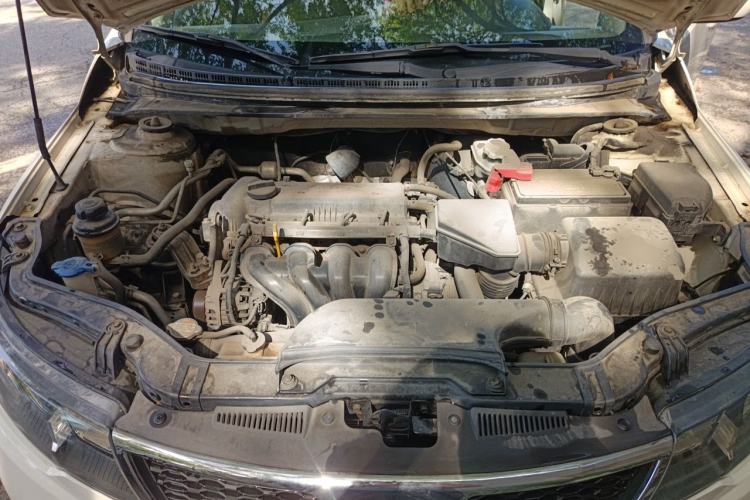 Used Kia Forte 2011 1.6L MT GL Engine Bay