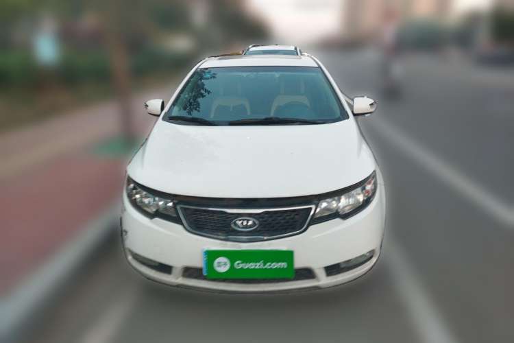 Used Kia Forte 2011 1.6L AT GLS Front