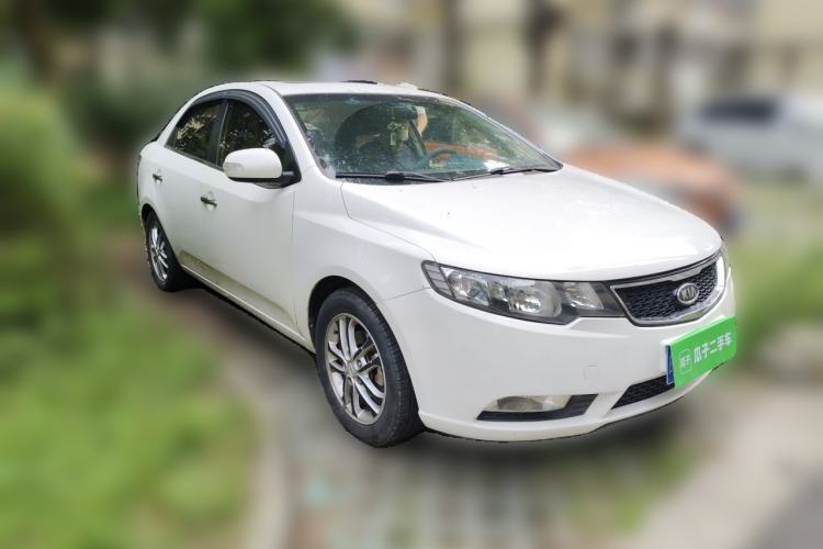 Used Kia Forte 2011 1.6L AT Premium Front Right 45 Deg