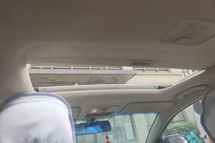 Used Kia Forte 2011 1.6L AT Premium Headliner