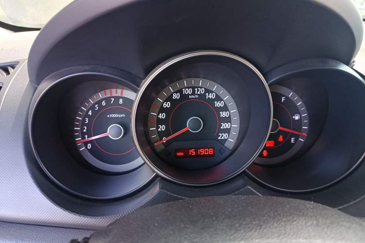 Used Kia Forte 2011 1.6L MT GL Instrument Cluster
