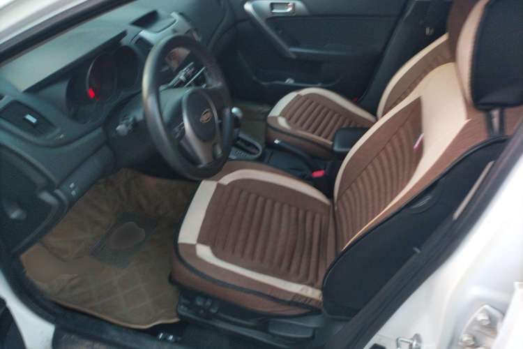 Used Kia Forte 2011 1.6L AT GLS Left Front Seat